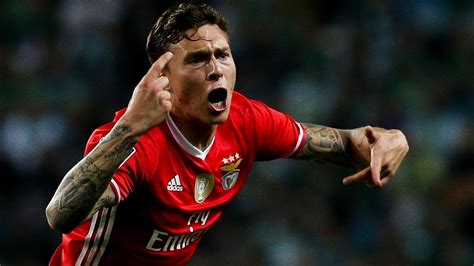 Manchester United Confirm Signing Of Victor Lindelof From Benfica Youtube