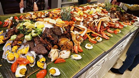 New Winnipeg Dinner Series Features Traditional Kamayan Eating With Hands Informing Engaging