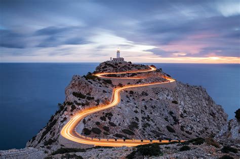 Collectors are willing to pay steep prices for the world's finest photography books. Check out these spectacular Sony World Photography Awards ...