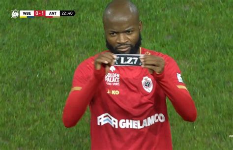 Als didier lamkel zé royal antwerp met een kopbal op voorsprong zet tegen az, is zijn eerste impuls om aan een geïmproviseerde wereldrecordpoging op de 100 meter sprint te beginnen. Met shirts en briefjes: de orginele manieren van ...