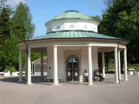 Z u d en ferienh äusern folgen sie bitte diesem link. Haus Schwanensee