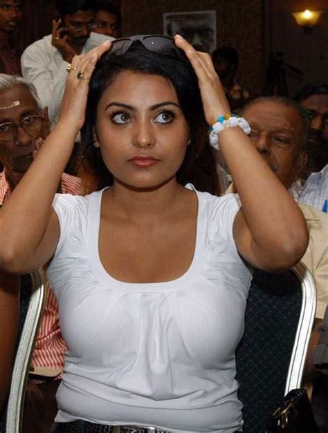 New South Indian Actress Gallery Actress Meenakshi Hot Photos