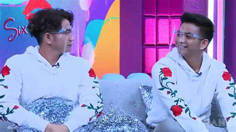 Set in the lower echelons of 1860s paris, therese raquin, a sexually repressed beautiful young woman, is trapped into a loveless marriage to her sickly cousin, camille, by her domineering aunt, madame. Ini Komentar Rizky Ridho Soal Fans Leslar - Trans TV