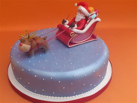 Presenting you amazing christmas cakes, beautifully design and colorfully decorated. Christmas Cakes - Decoration Ideas | Little Birthday Cakes