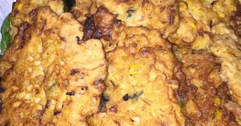 Dedak (rice bran) terdiri dari lapisan luar butiran beras (perikarp dan tegmen) serta sejumlah lembaga, sedangkan bekatul terdiri atas lapisan dalam dalam proses penggilingan padi di indonesia dedak dihasilkan pada proses penyosohan pertama, sedangkan bekatul pada proses penyosohan kedua. Resep Bakwan Jagung Maknyuss oleh elvira marsjaf - Cookpad