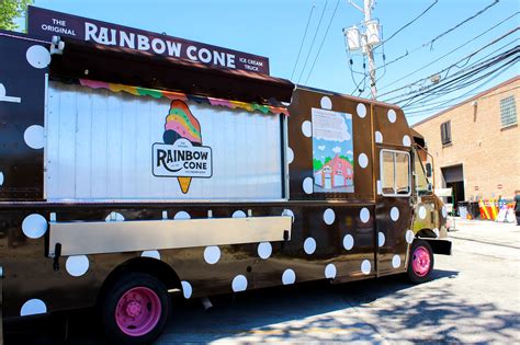Original Rainbow Cone Brings Its Ice Cream Truck To Museum Campus