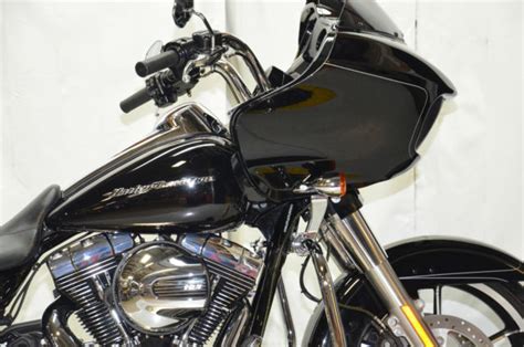 The 2015 road glide special also gets harley's reflex linked brakes with abs as standard equipment, together with a painted inner fairing. 2015 Vivid Black Harley Davidson Road Glide Special FLTRXS ...