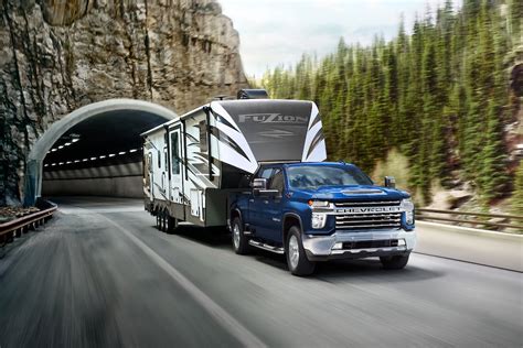 A Look At The Best 2022 Heavy Duty Pickup Trucks For Towing An Rv