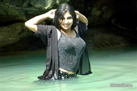 Tamil Hot Images New Monica Monika Stills Hot