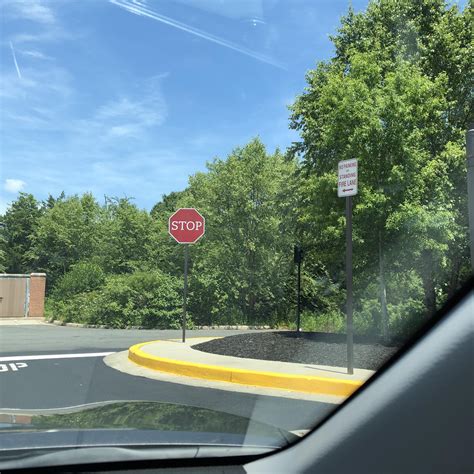This Stop Sign With An Atypical Font Mildlyinteresting