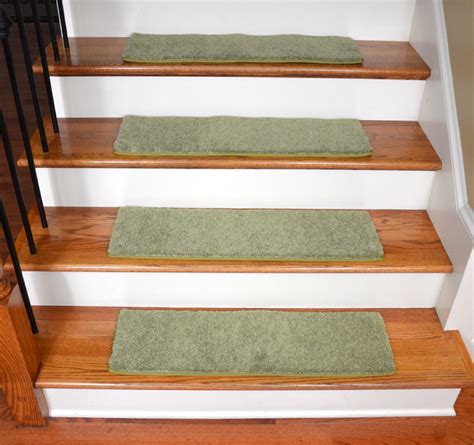 The original diy used caulk, but i gave it a try with hot glue. Dean Non-Slip Pet Friendly DIY Carpet Stair Treads 30"x9 ...