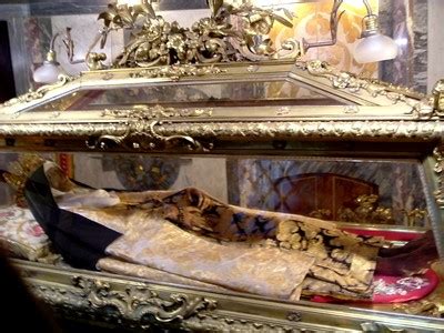 See more ideas about eva peron, evita, juan perón. Los secretos oscuros de la historia.: María Magdalena y el ...