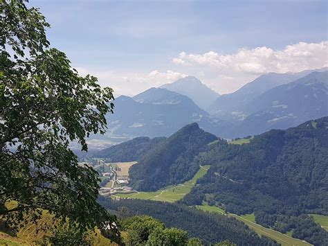 Blick über den Schnielskopf zum Calanda Fotos hikr org