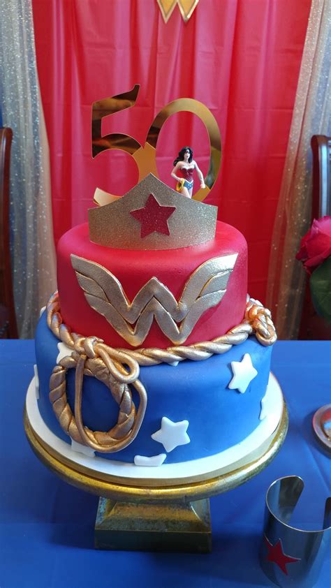 Wonder Woman Cake Created By Yaysa Bizcochos Para Toda Ocasión