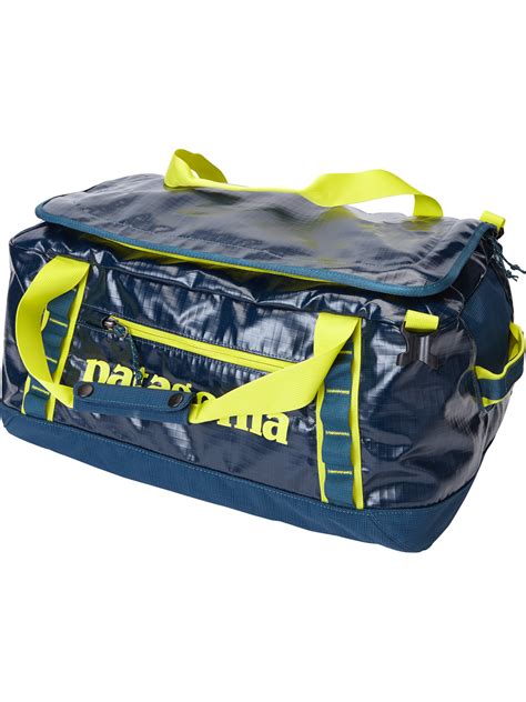 I wear a 40r and a 40l in certain makes/cuts interchangeably. Indestructible Patagonia Duffel 40L | Title Nine