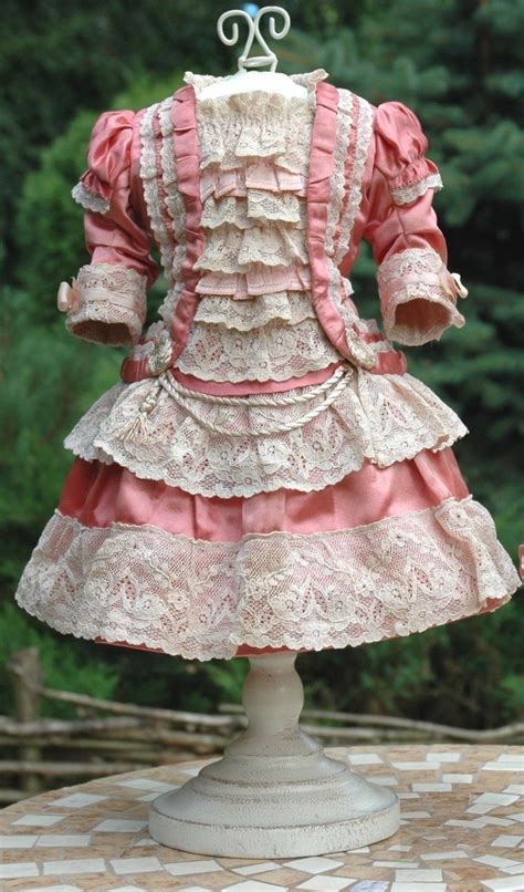 A Great Vintage Dress On A German French Antique Doll Ebay Doll