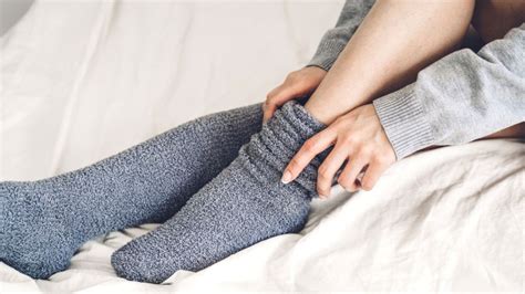 Health Warning The Gross Reason You Should Never Wear Socks To Bed Bodysoul