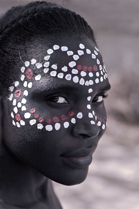Pin By Monique Nienaber On I Love Africa Tribal Makeup African