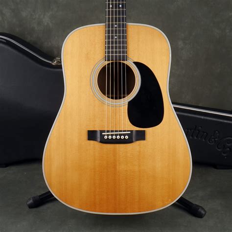 Martin D28 Acoustic Guitar - Natural w/Hard Case - 2nd Hand | Rich Tone ...