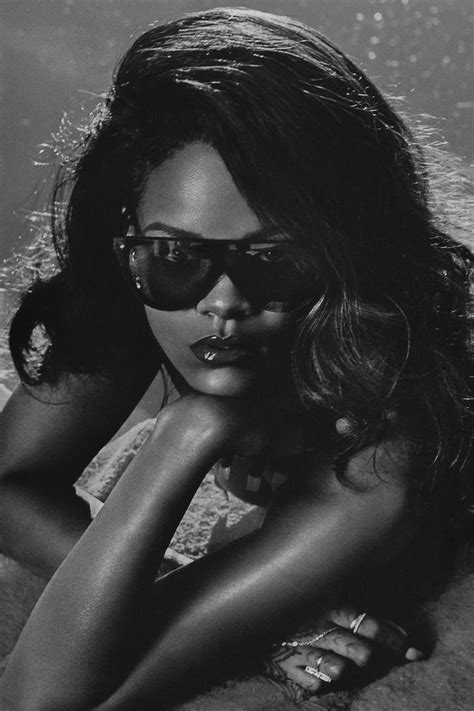 Rihanna Fenty Riri Black And White Photography Square Sunglasses Women Portrait Photography