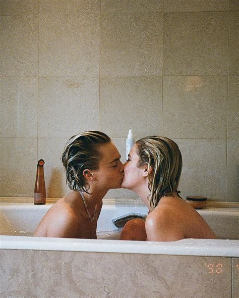 Ashley Benson Cara Delevigne Lesbian Bathtub