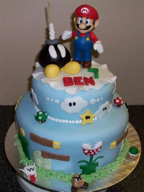 It is made by the princess herself according to toad as well as the ribbon on the side of the cake. Mario Cake. Love the bomb candle idea | Fondant figuren