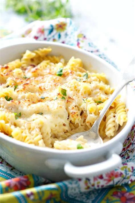 Your husband will surely request the same recipe next next week. Dump and Bake Chicken Alfredo Pasta Casserole - The ...