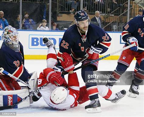Dan Boyle Photos And Premium High Res Pictures Getty Images