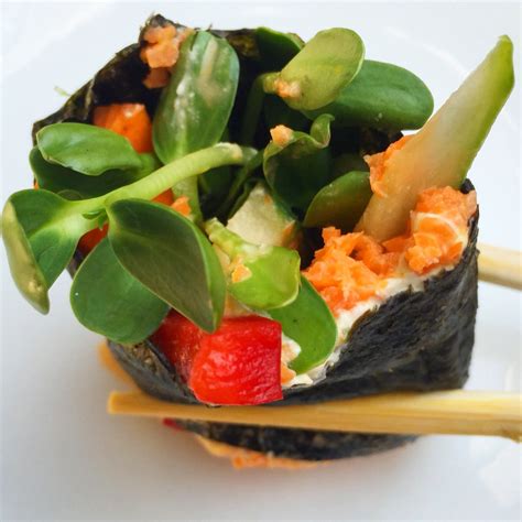 While most banana peppers you can pick up in stores and restaurants are pickled, they are also perfectly edible raw. Delicious raw carrot, sunflower and red pepper sushi roll ...