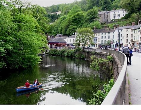 Many cottages are right on the ocean, others have ocean views, walking proximity to shore, and wonderful woods. Beautiful cottage with stunning views and walled garden ...