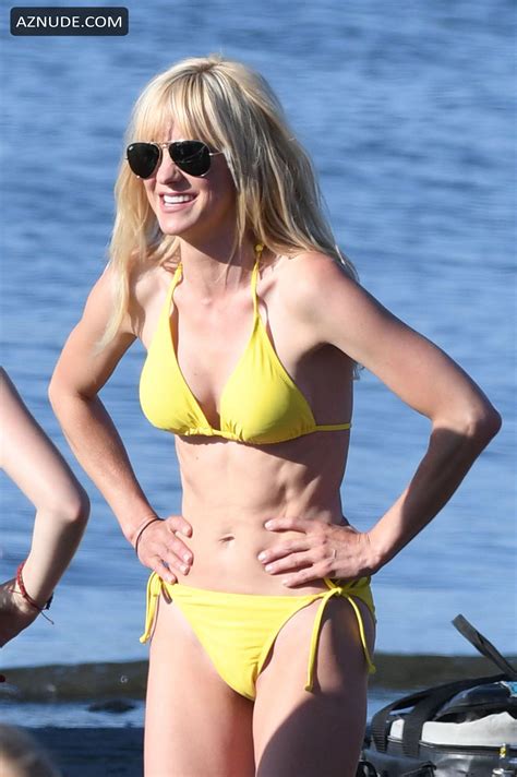 Anna Faris Sexy In A Yellow Bikini In South Surrey Canada Aznude
