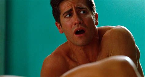 Picture Of Jake Gyllenhaal In Love And Other Drugs Jakegyllenhaal