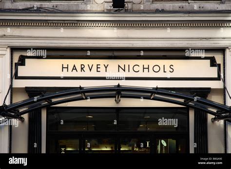 Harvey Nichols Knightsbridge Hi Res Stock Photography And Images Alamy