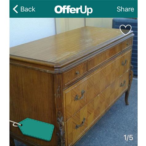 How to Repair Broken Furniture Embellishments