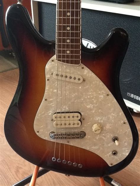 Fender Squier Venus Vista Series 1997 Rare Reverb