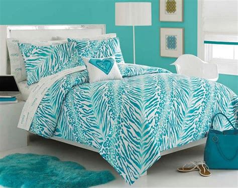 And we have some zebra and cheetah print bedding that you will really enjoy if you're ready to let your inner animal out. 41 Unique and Awesome Turquoise Bedroom Designs - The ...
