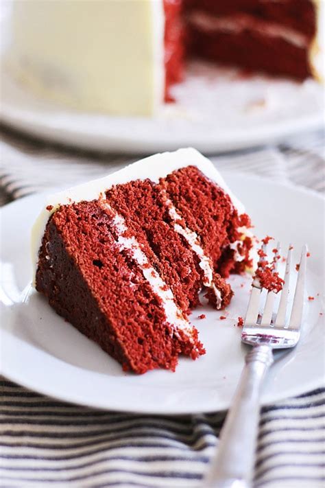 1 tablespoon unsalted butter 3 1/2 cups cake flour 1/2 cup unsweetened cocoa (not dutch process) 1 1/2 teaspoons salt 2 cups canola oil 2 1/4 cups granulated. Red Velvet Cake | Easy Delicious Recipes