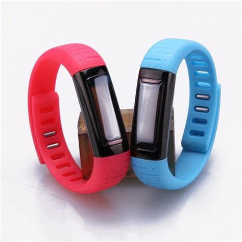 Child Gps Tracker Bracelet Made Of Silicone Material Bracelet Buy