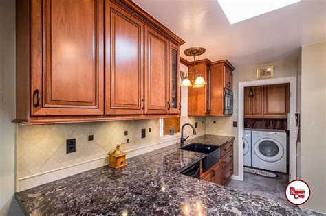 Kitchen cabinets are either the bane of your existence or your lifeline, depending on whether you have enough of them and how organized they are. Top Custom Kitchen Cabinet Ideas You Should Try in 2019
