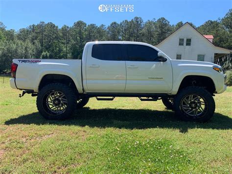 2018 Toyota Tacoma With 22x12 55 Hostile Jigsaw And 35125r22 Nitto