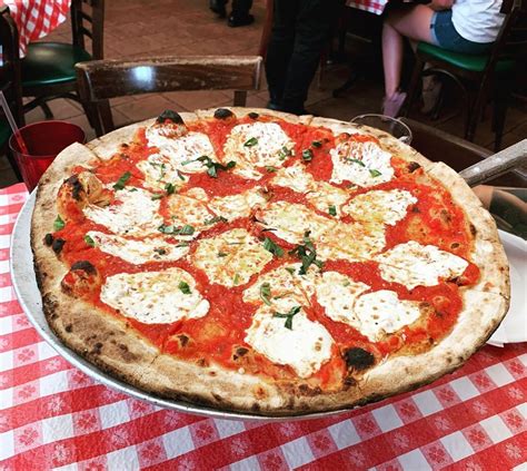 Sobre mikey's original new york pizza. The Best Pizza In New York City: A Complete Guide [2020 ...