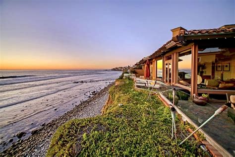 Pin By Trowcliff On Lifes A Beach In 2020 Ocean Front Homes Malibu