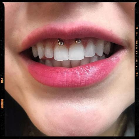 Smiley Piercing And Pink Lips In 2021 Smiley Piercing Piercing Piercings