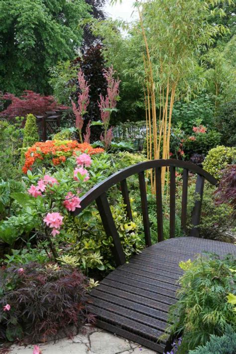 We did not find results for: 5 Garden Bridges You'll Want for Your Own Home