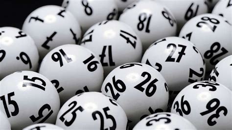 Immer im anschluss an die ziehung der 6 aus 49 lottozahlen wird seitdem auch eine superzahl zwischen 0 und 9 ermittelt. Lotto am Samstag vom 10. Oktober: Die aktuellen ...