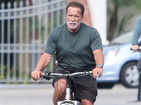 Arnold Schwarzenegger Trains 6 Days A Week Focusing On A Different