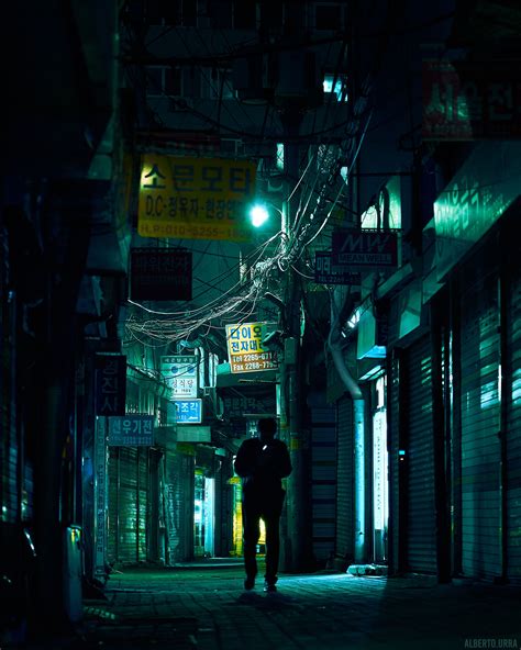Dark Alleyway In Seoul South Korea Photographer Alberto Urra