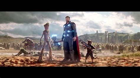 Thor arrives in Wakanda. - YouTube