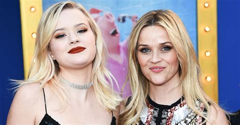 Reese Witherspoon Babe Ava Phillippe Lookalike