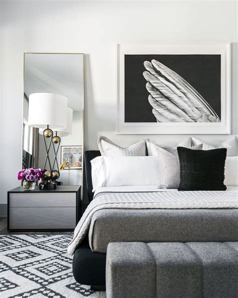 10 Gray Black And White Bedroom Decoomo